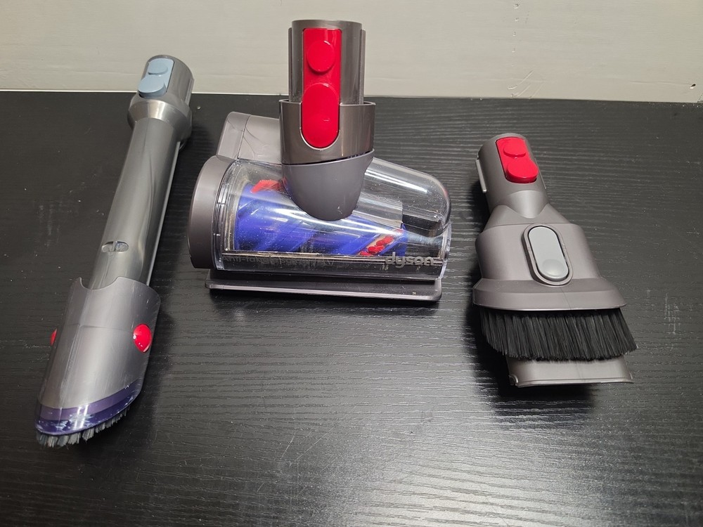 Dyson V15 Detect + Anti-tangle Hair Screw Tool And Accessories Cordless Vacuum