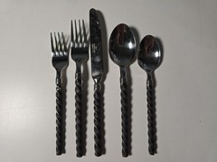 Pier One 1 PII14 18/8 Stainless China Twist Flatware 5 Piece Single Setting