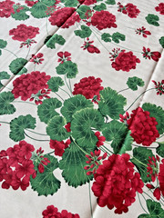 Williams Sonoma Tablecloth Geranium Red 68 X 90 100% Cotton Made in Italy