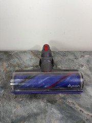 Dyson V7/V8/V10/V11 Motorbar Cleaner Head Hair Removal Vanes Floor Nozzle 388388