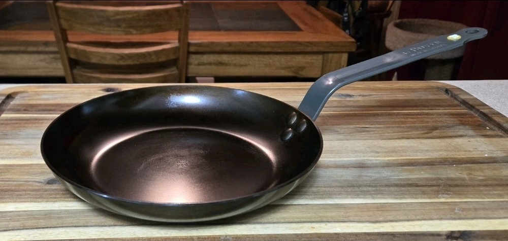 De Buyer Mineral B Carbon Steel Omelette Pan 8″ Ask Me About Seasoning Service