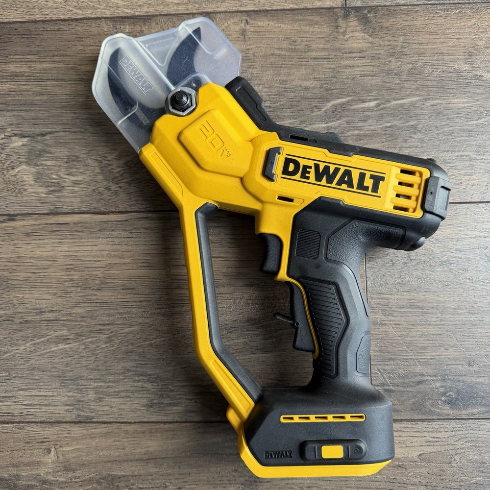 DEWALT Pruner Shears Garden 20V MAX Cordless DCPR320 Tool Tool Only NWOB
