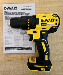 DeWALT 20V MAX Brushless Cordless 1/2″ Drill DCD777 + Optional 5 AH Battery