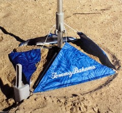 Tommy Bahama 7.5′ Beach Umbrella w/ Tilt BLUE
