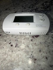 Honeywell Thermostat TH5220D1003 2 Heat / 2 Cool Stages Tested & Working.