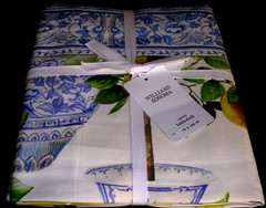 WILLIAMS SONOMA LIMONE TABLECLOTH 70 X 108 COTTON TWILL MADE IN ITALY NEW W/TAGS