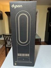 Dyson AM09 Hot + Cool Tower Heater Air Multiplier Technology Gray Silver Black
