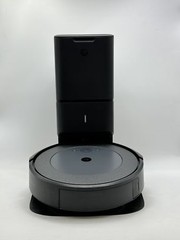 iRobot Roomba i4 + Self-Emptying Cleaning Robot Smart Mapping I455920 – Black