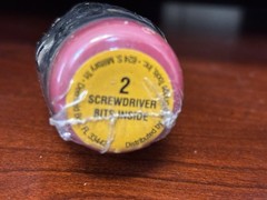 Stubby Ratcheting SD 376342 Screwdriver with Bits-