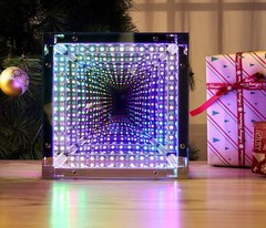 Mdkave 7.88 Inch Infinite Cube Light, Infinity Mirror Dynamic BOX 7.5, Silver
