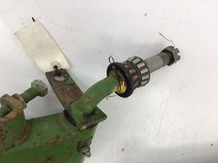 JOHN DEERE 1964 110 FRONT AXLE AM30370 AM30010 AM30011