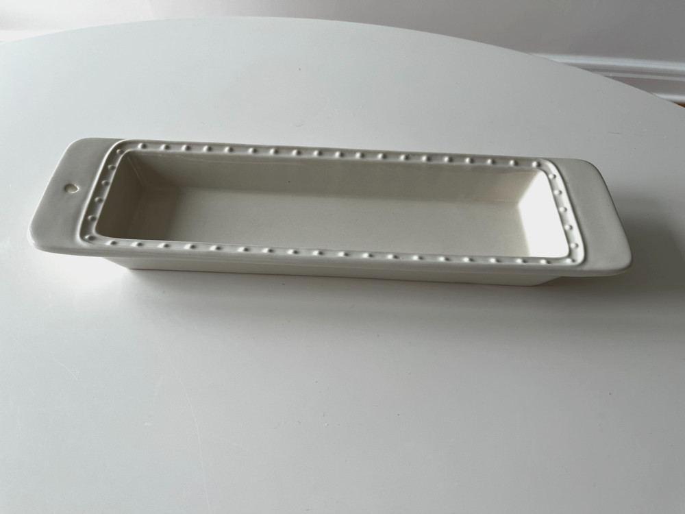 NORA FLEMING Pearl Dot Stoneware : Rectangle Cracker / Olive Tray Dish