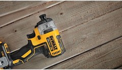 Dewalt DCF887 3-Speed Brushless 20V Max Cordless 1/4″ Impact Driver 20 Volt