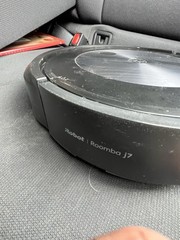 iRobot Roomba J7 Vacuum Cleaning Robot UNIT ONLY – Can’t Test, Don’t Have Charge
