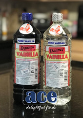 Two (2) Danncy Pure Mexican Vanilla Extract – Dark & White Color (1 Liter each)