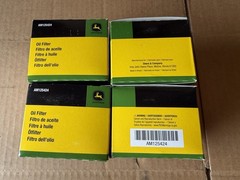 John Deere OEM Engine Oil Filter – AM125424 – 4 Pack