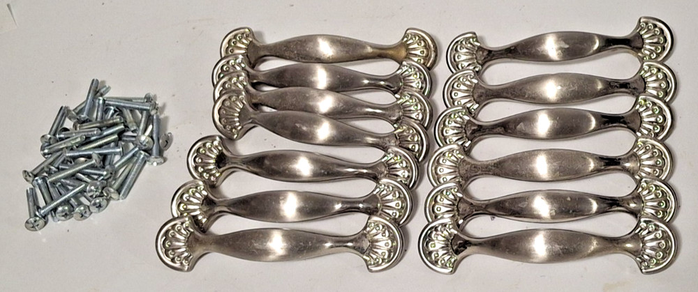 Lot of 13 Cabinet Handles Sea Shell 4.5″ Nickel Silver color