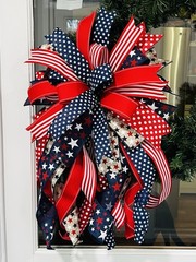 XL Handmade Red White Blue Patriotic 4th Memorial Day Wreath Lantern Bow Decor