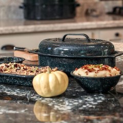 Granite Ware 13-Inch Covered Oval Roaster – Speckled Black