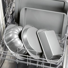 Gray 9×9 Baking Pan Nonstick Bakeware Square Cake Pan Steel Oven Safe Nonstick