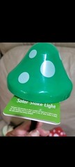 4 X mushroom solar lights green and red