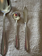 Wm A Rogers 72pc Nickel Silver Japan Flatware Wheat/Feather pattern Nakazato