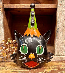 NEW PRIMITIVE HALLOWEEN BLACK CAT with CLOWN HAT RECYCLED METAL 8.5″Wx12.5″Tx6″D
