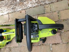 2 Poulan Chainsaws Pair Of Chain Saws Both Run