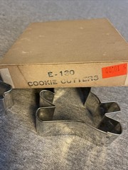 Rare Lot Of 2 New Blue Bird And Girl Scouts Club Metal Cookie Cutters In Box