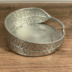 Silver Metal Leaf Design Candle Holder with Napkin Rings Set of 6 Decor