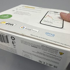 Airthings Wave Plus 2930 Air Quality Monitor