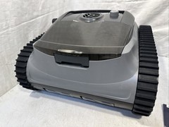 Bubot 700 Robotic Pool Cleaner 100% Satisfaction Guaranteed ￼