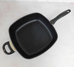 Swiss Diamond Classic Nonstick Deep Square Grill Pan, 11 Inch – NEW