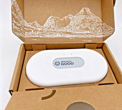 Airthings View Plus 2960 Radon Air Quality Monitor CO2 Humidity Sensor