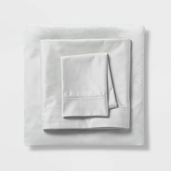 Threshold 400 Thread Count Cotton Sateen 4-Piece Sheet Set Luxurious