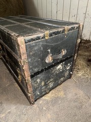 Antique C.A. Taylor Trunk Works Wardrobe Steamer Trunk – Chicago/NY