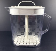 Pampered Chef Quick Stir Pitcher Family Size 1-Gallon Checkerboard USA Free Ship