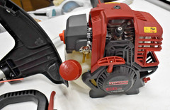 CRAFTSMAN 74094 26.5cc 4-Cycle Straight Shaft Gas Attachment Trimmer