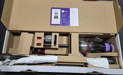 Dyson V9 Motorbar Cordless Vacuum Cleaner – PRE OWNED