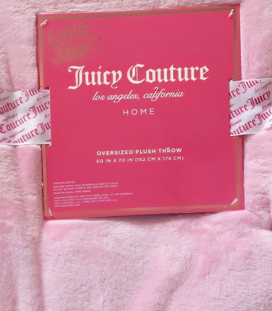 Juicy Couture Pink, Super Soft, Easy Care, Oversized Plush Throw, 50 x 70 inch