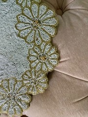 Tahari 14″ Fully Beaded White Yellow Daisy Flower Charger Placemat