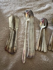 Wm A Rogers 72pc Nickel Silver Japan Flatware Wheat/Feather pattern Nakazato