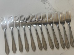 58 Oneida Memphis Stainless Flatware Set Daisy Floral Neck Pattern Made In China