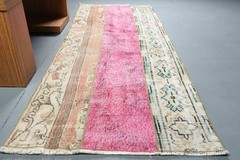 Turkish Vintage Rug 3×7,3 ft (91×223 cm), Pink Floral Rug