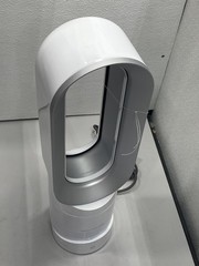 Dyson AM09 Hot+Cool Jet Focus Bladeless Heater and Fan – White/Silver