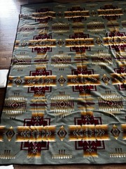 Beaver State Pendleton Wool Blanket Geometric Green Multicolor 86×106″ Large