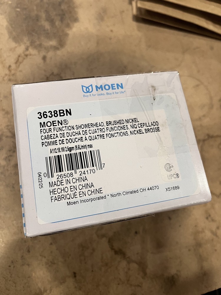 Moen 4-Spray 4.4 in. Single Wall Mount Fixed Shower Head in Brushed Nickel