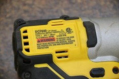 DEWALT DCF840 20V MAX 1/4″ Brushless Cordless Impact Driver + 1 Battery
