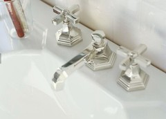 BRAND NEW IN BOX!! KALLISTA “FOR TOWN” NICKEL SILVER BATHROOM FAUCET