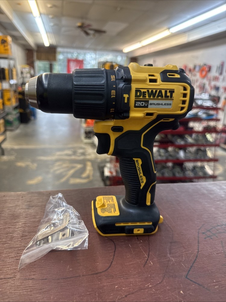 DeWalt 20V MAX Brushless 1/2″ Hammer Drill DCD798B Tool Only !!!